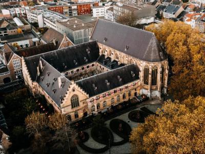 Kruisherenhotel Hotel